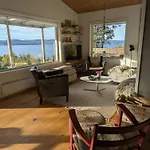 With Views Of The Oslofjord On Nesodden Ferienhaus
