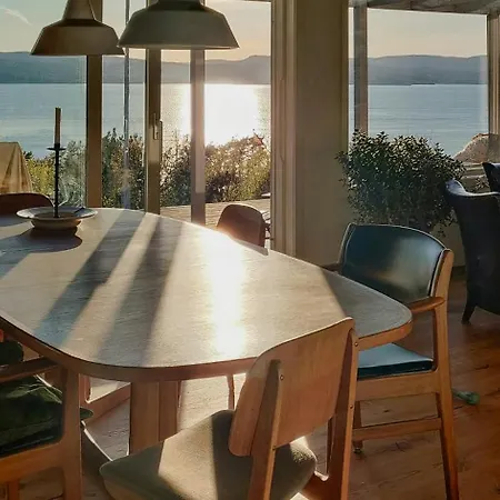 With Views Of The Oslofjord On Nesodden Ferienhaus Fjellstrand